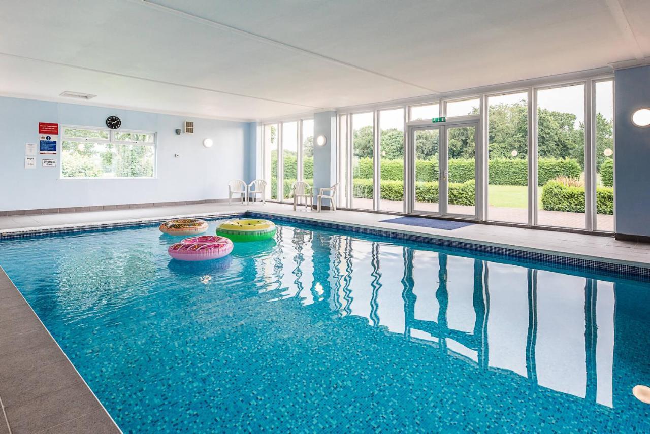 Grove Farm Bungalow With Swimming Pool, Dallinghoo Woodbridge Exterior foto